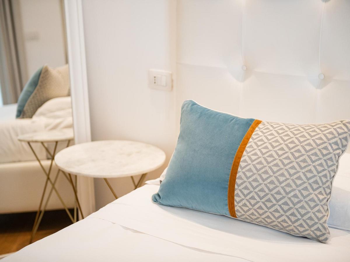 Pley Boutique Del Centro Gasthof Cagliari