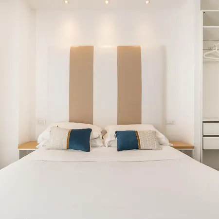 Pley Boutique Del Centro Hotel Cagliari Buitenkant foto